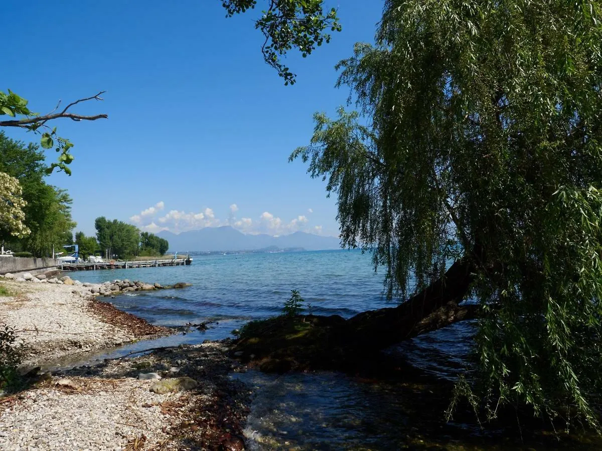 Apartment Appartamento Anna Desenzano del Garda Italien